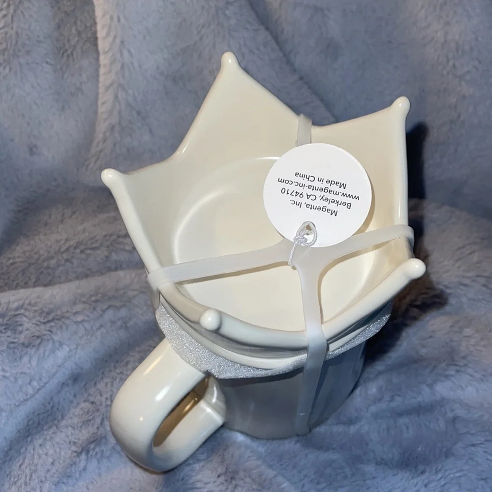 Rae Dunn “Queen Mom” w/Crown Ceramic Coffee Mug